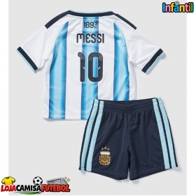 Camisa de Futebol Argentina Lionel Messi #10 Equipamento Principal Infantil Mundo 2026 Manga Curta (+ Calças curtas)